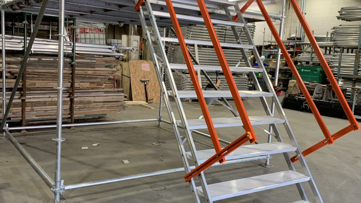 Self Leveling Stair Rental in British Columbia | Matakana Scaffolding Inc.